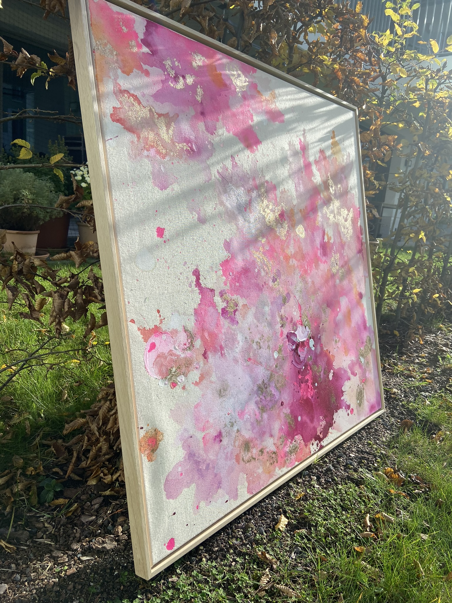 Pure Serie, 2025, Acryl und Gold auf roher Baumwollleinwand, Ansicht 3
